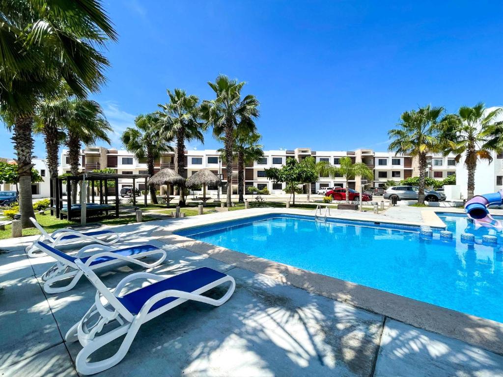 3BR Gated Community Home with Pool Access - 4