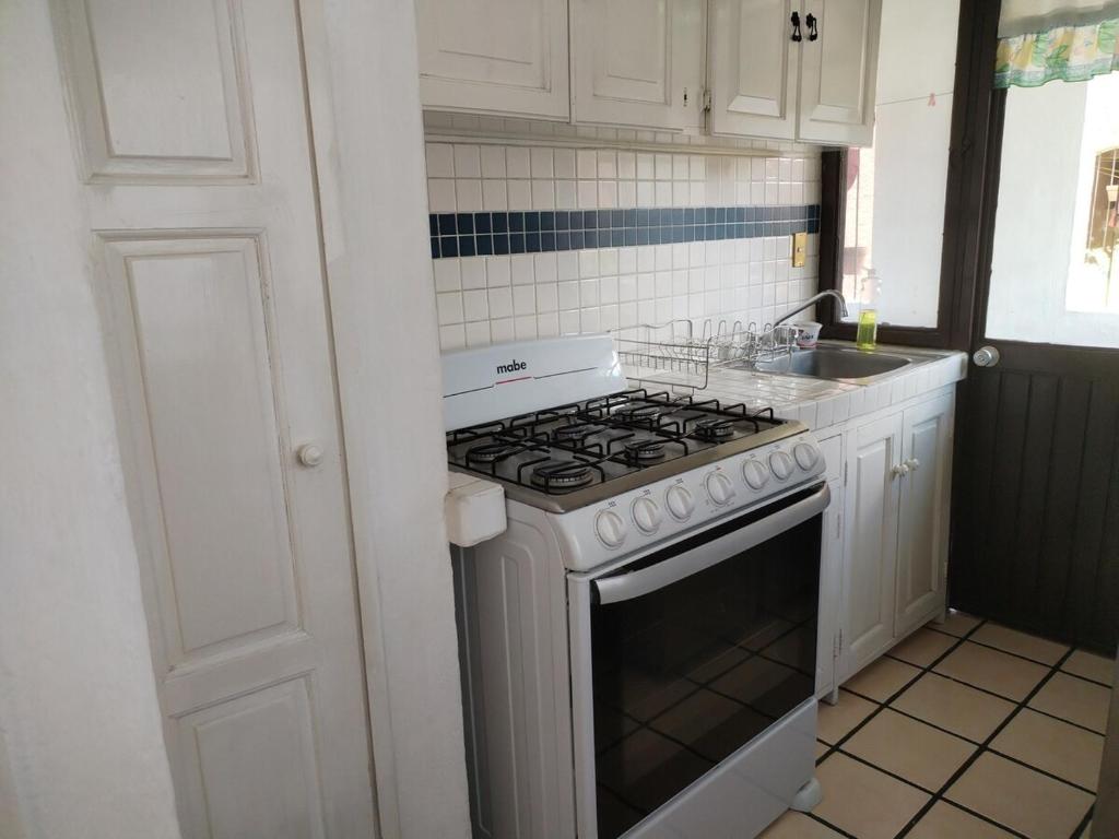 Lindo depa 3 recámaras, tres baños, estacionamiento y vigilancia - 5