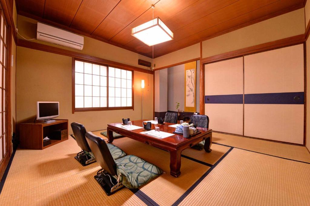 Bingoya Ryokan photo