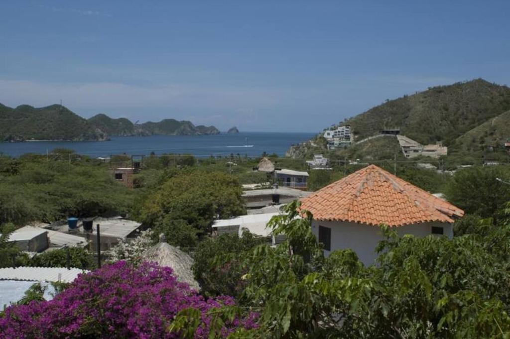 Private room - 4 people, pool sea view - 3