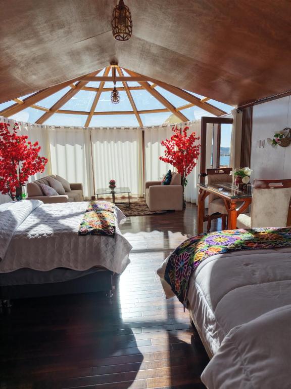 Sunset view of the house in Puno, Peru, Lake Titicaca - 1