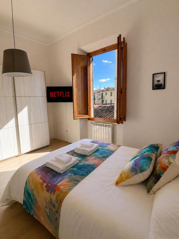 Spacious Apartment with Wooden Mezzanine - Near the Tram - 15 Minutes from the Centre - 2