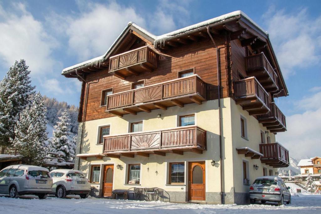 Italia 1 Ski in- Ski out 50m - Happy Rentals - 2