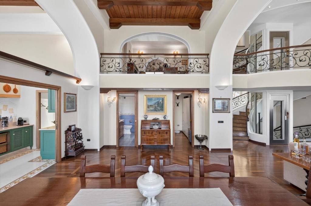 AMORE RENTALS- Villa Imma - 5