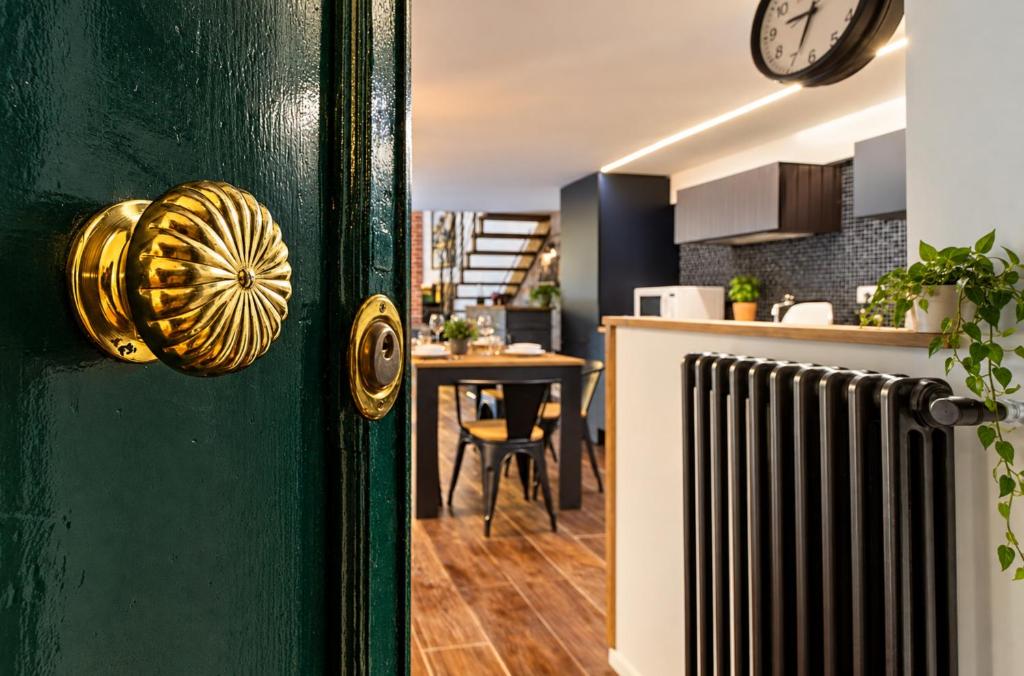 Luxury Loft Campo Dè Fiori - 2