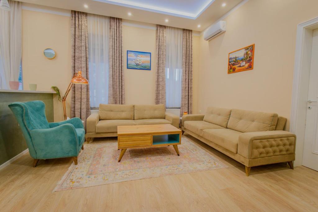 Spacious City Center Residence - 4