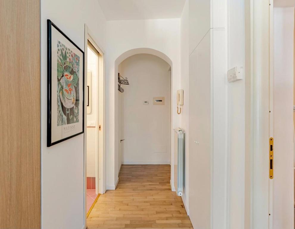 MEK Corradi House - 2