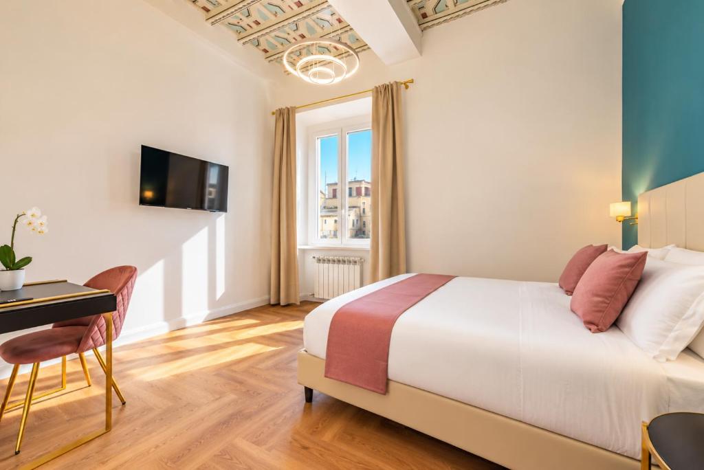Boutique 81 - Spanish Steps - 1