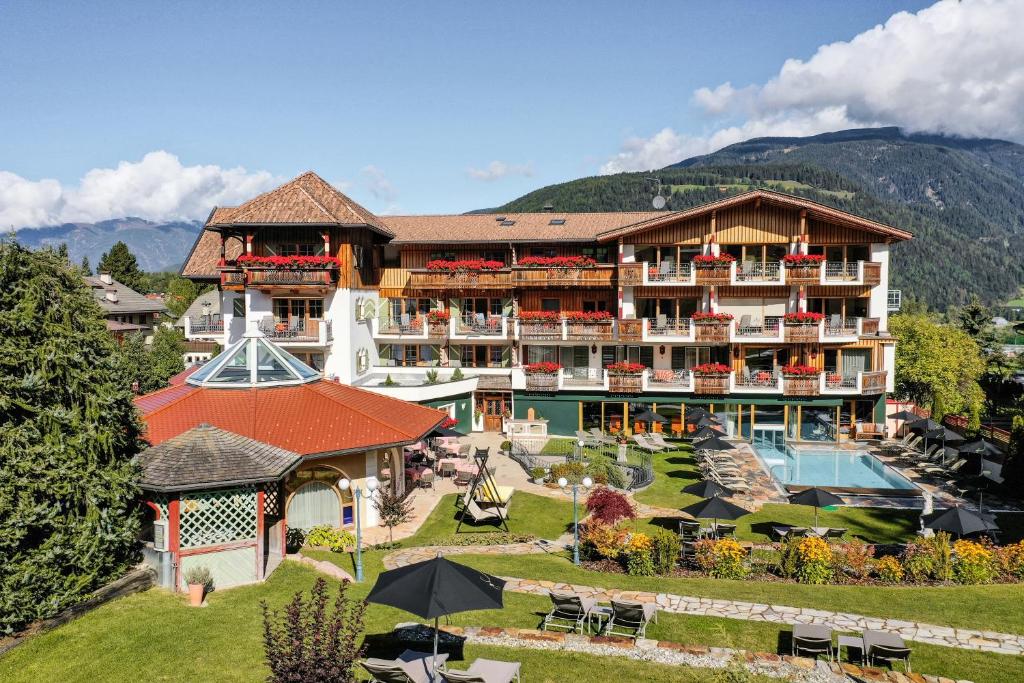 Mirabell Dolomites Hotel - 1