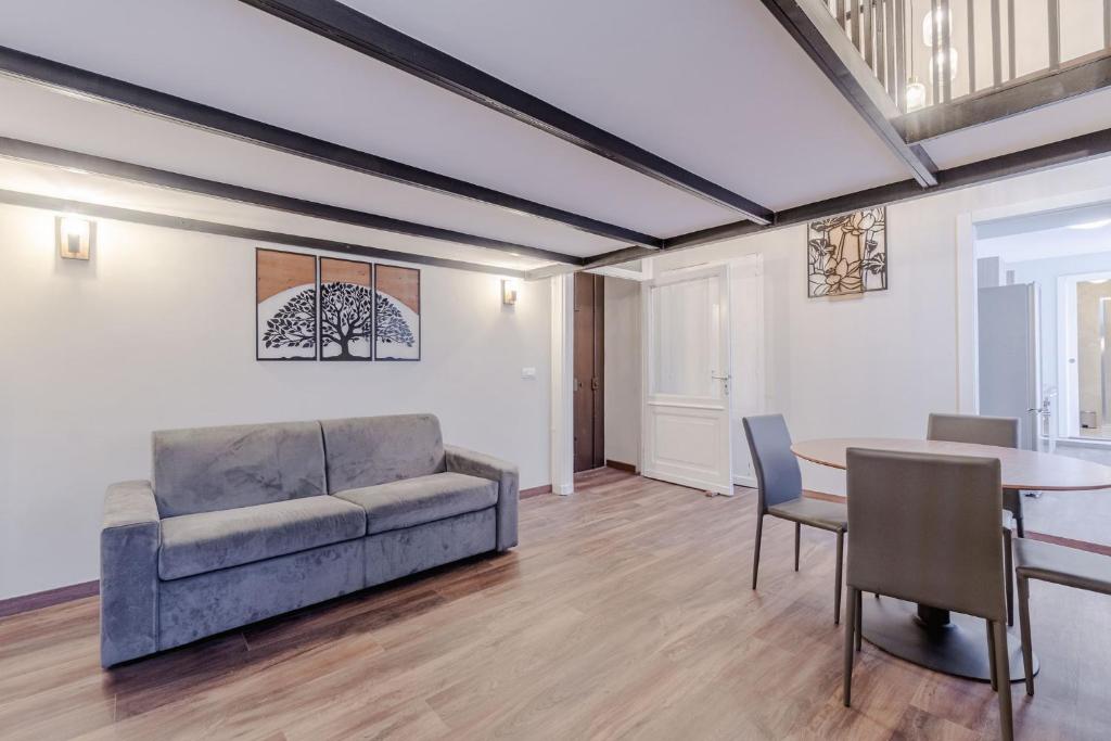 GuestHost - Bright Flat near Mole Antonelliana - 1