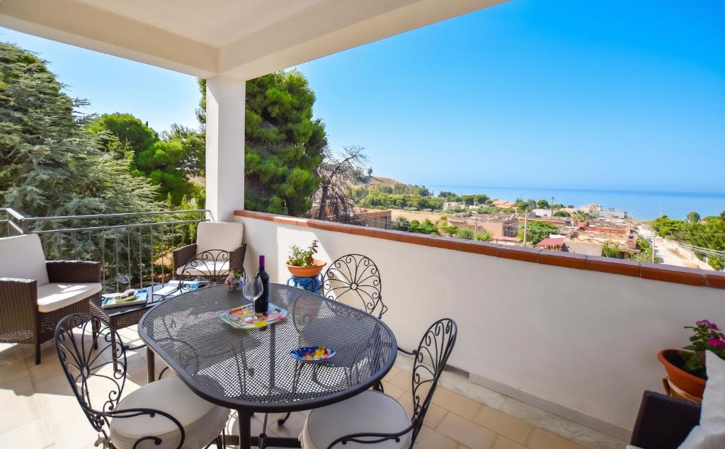 Charming Apartment in Sciacca with Sea View - 1