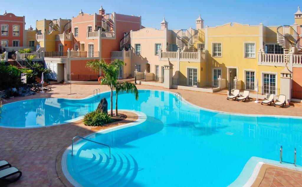 Cozy apartment in Palm-Mar 60 m² with shared pool - 1