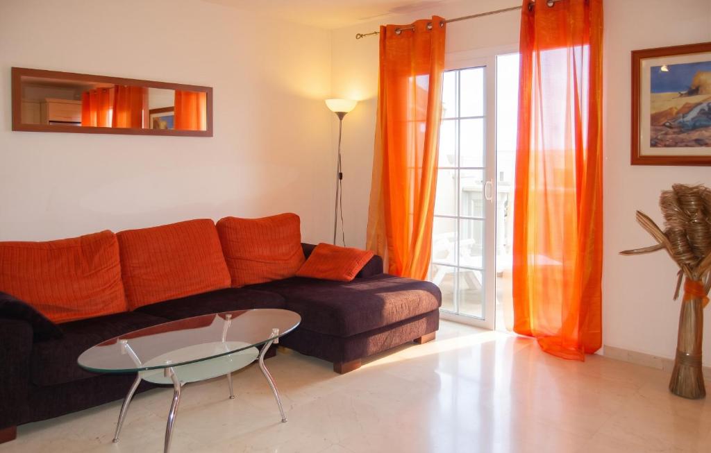 Cozy apartment in Palm-Mar 60 m² with shared pool - 2