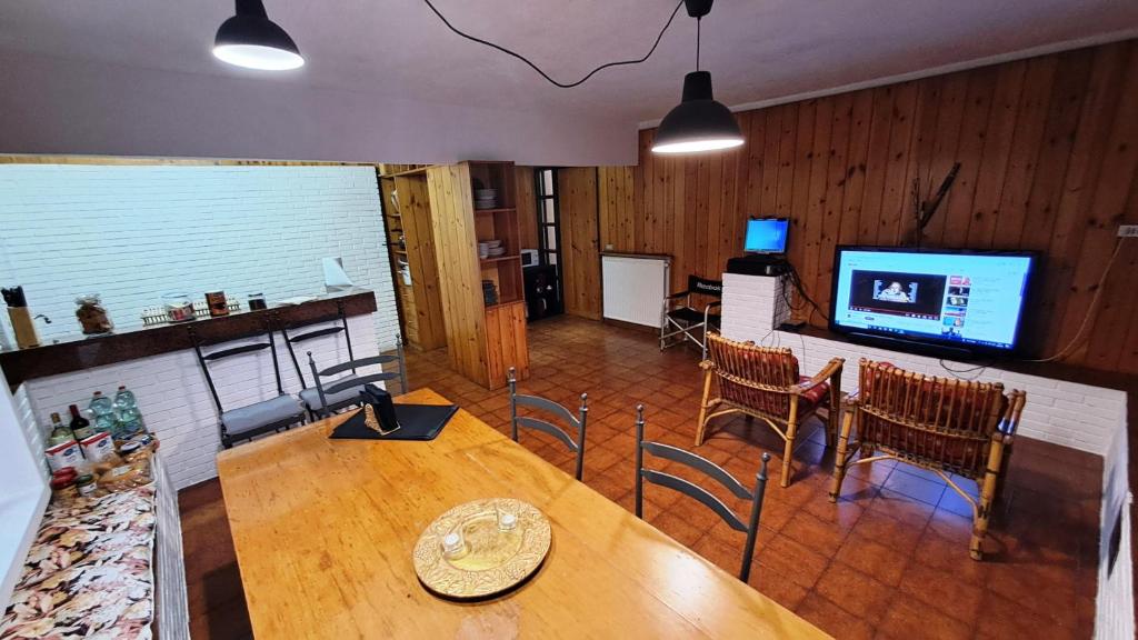 Guests Suite Accomodation in Villa nel Verde a Roma Aeroporto Ciampino - 3