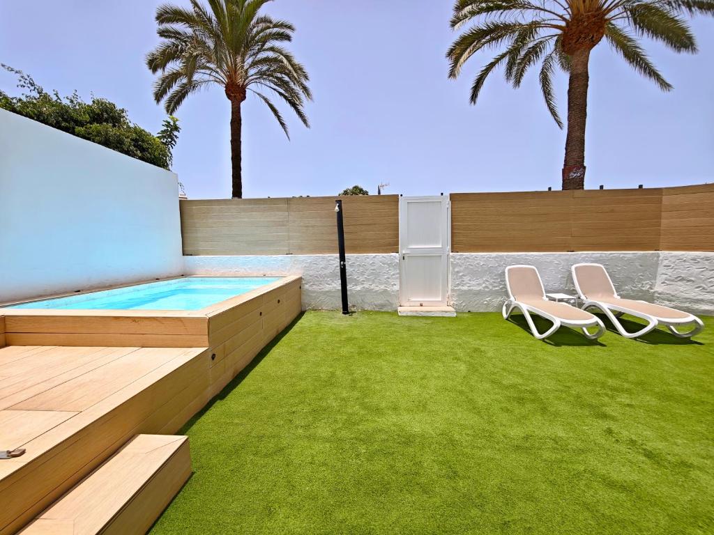 Bungalow with private pool and garden next to the Yumbo Center - 3