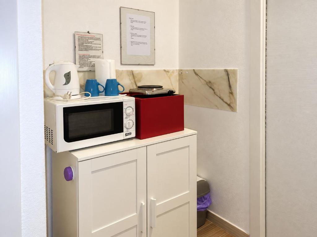 New Red Rooms, Central Apartments - 3