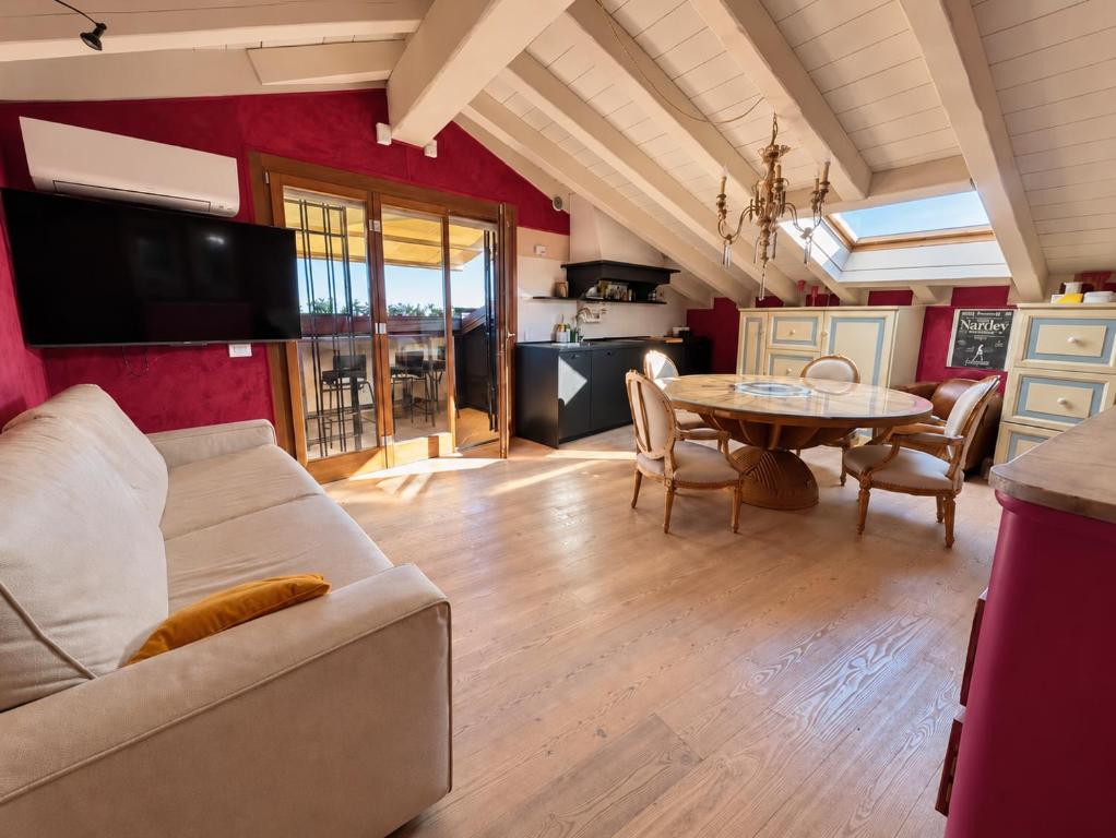 Kandinskij - Castello Luxury Apartments - 3