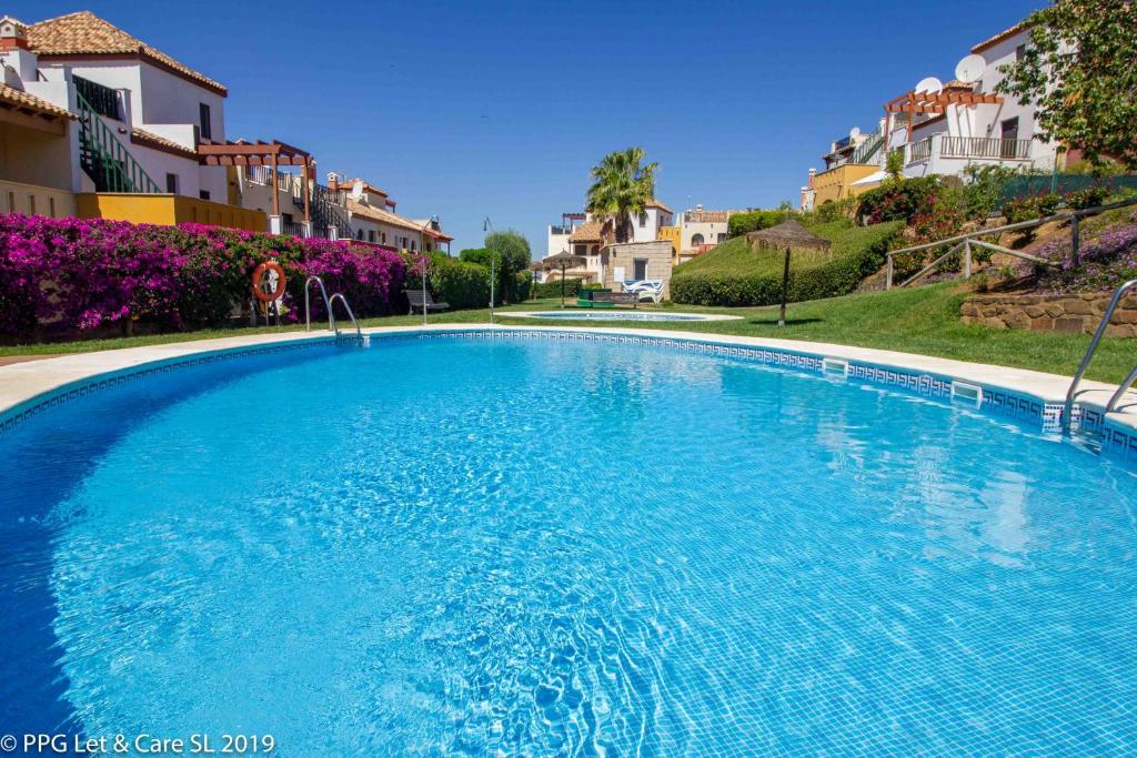 Family Townhouse - Las Lomas - LOC01 - 1