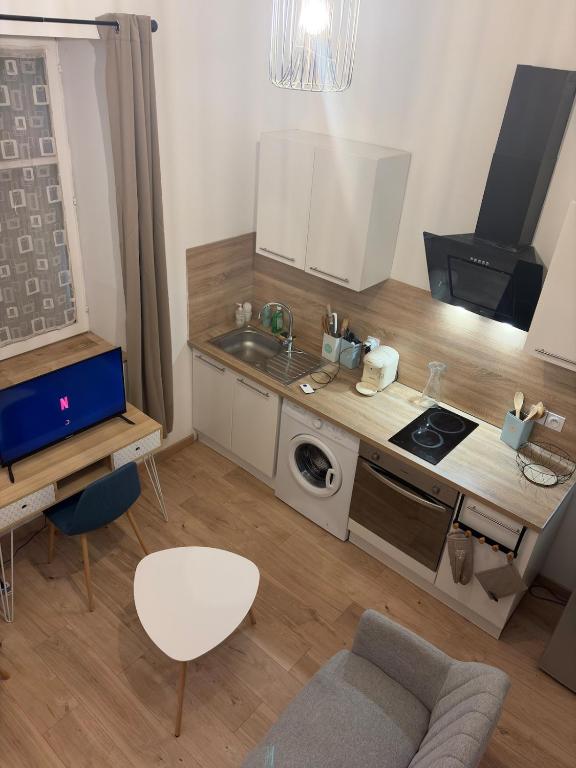 Cozy loft, proche du tram, Wi-Fi, smart TV - 1
