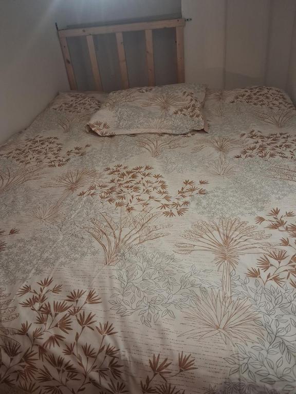 Cozy loft, proche du tram, Wi-Fi, smart TV - 5