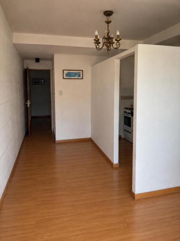 Departamento en La Plata NO CUENTA CON HELADERA - 2