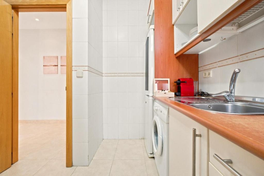 Apartamento luminoso con balcón en el centro - 5