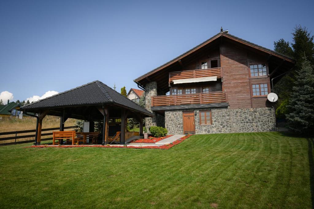 Pine Valley House - 2