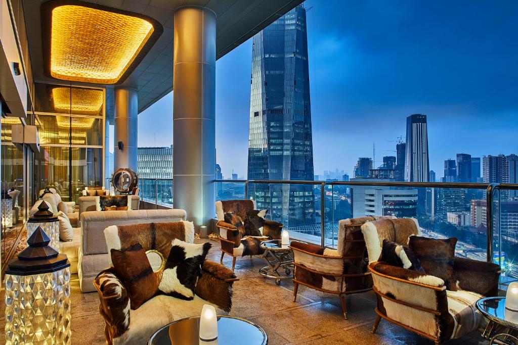 Four Seasons Hotel Jakarta Four Seasons Hotel Jakarta