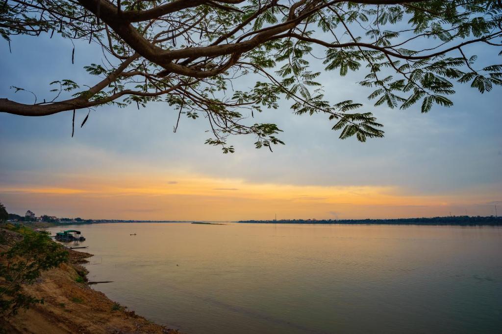 ทัศนียภาพภายนอกโรงแรม