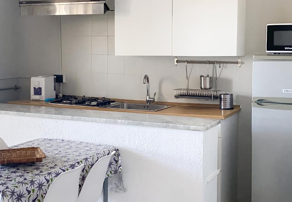 Modern Apartment in San Giorgio Timpirussi, Sea View, 90 m² - 4