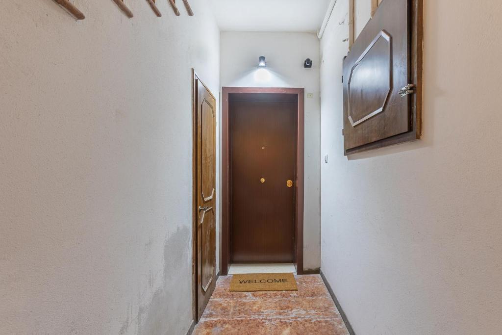 GuestHost - Le Due Torri Apartment with courtyard! - 3