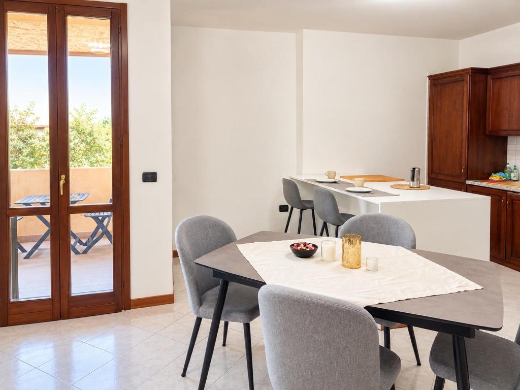Domus Estense Ampio Living, Terrazza e Parcheggio Gratis - 1