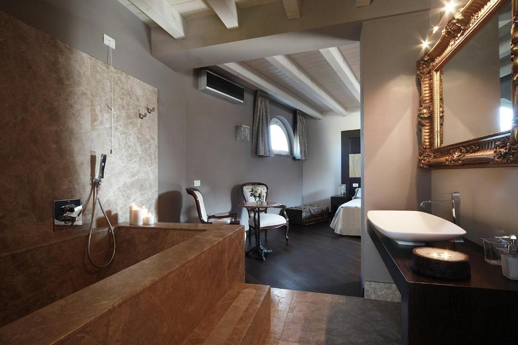 Le Selve Lake View Villas - 4