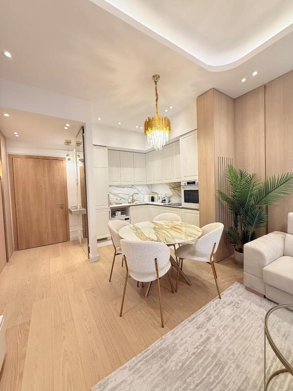 Belgrade BW KING 1BR Apartment - 3