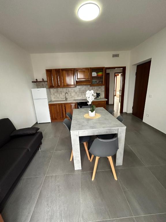 Castioni House - 3