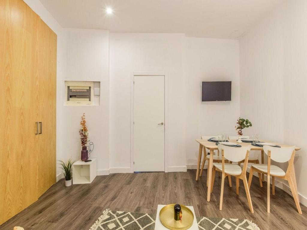 Modern Stay in Malasana, Madrid - 2