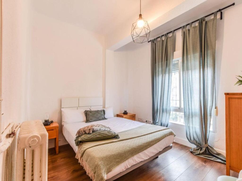 Spacious Apartment near Retiro Park - 3