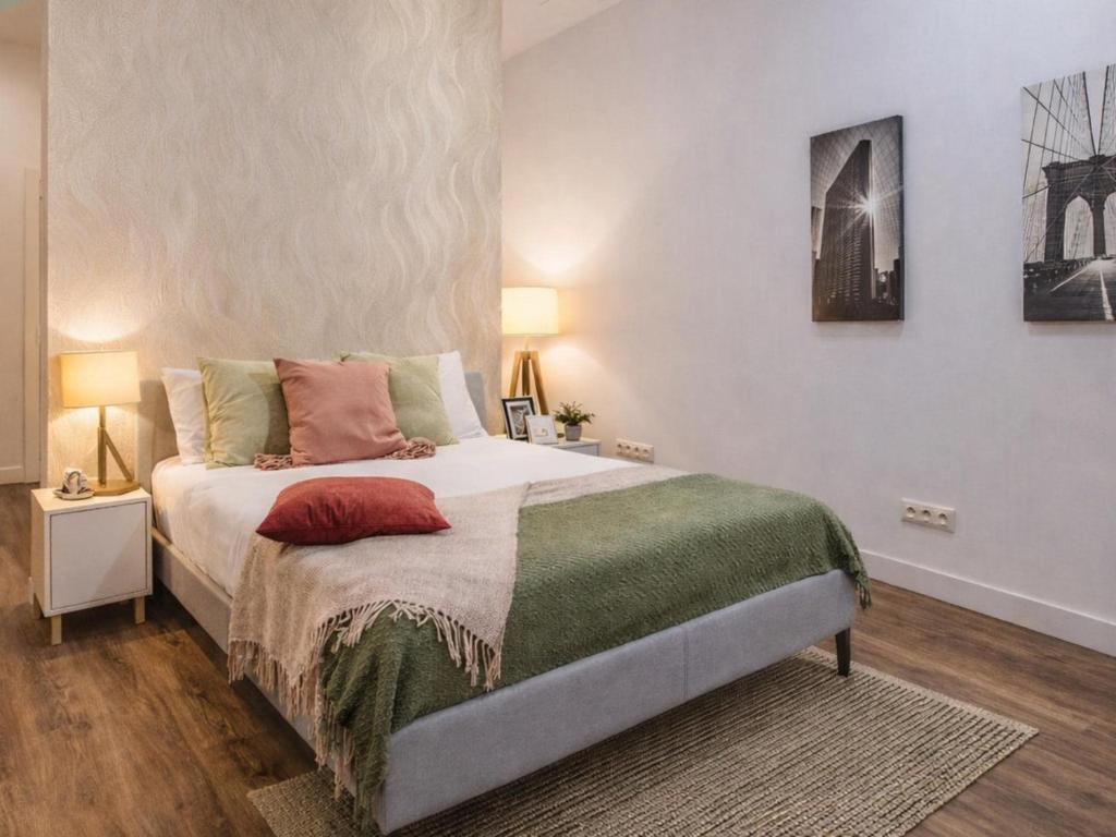 Modern Stay in Malasana, Madrid - 3