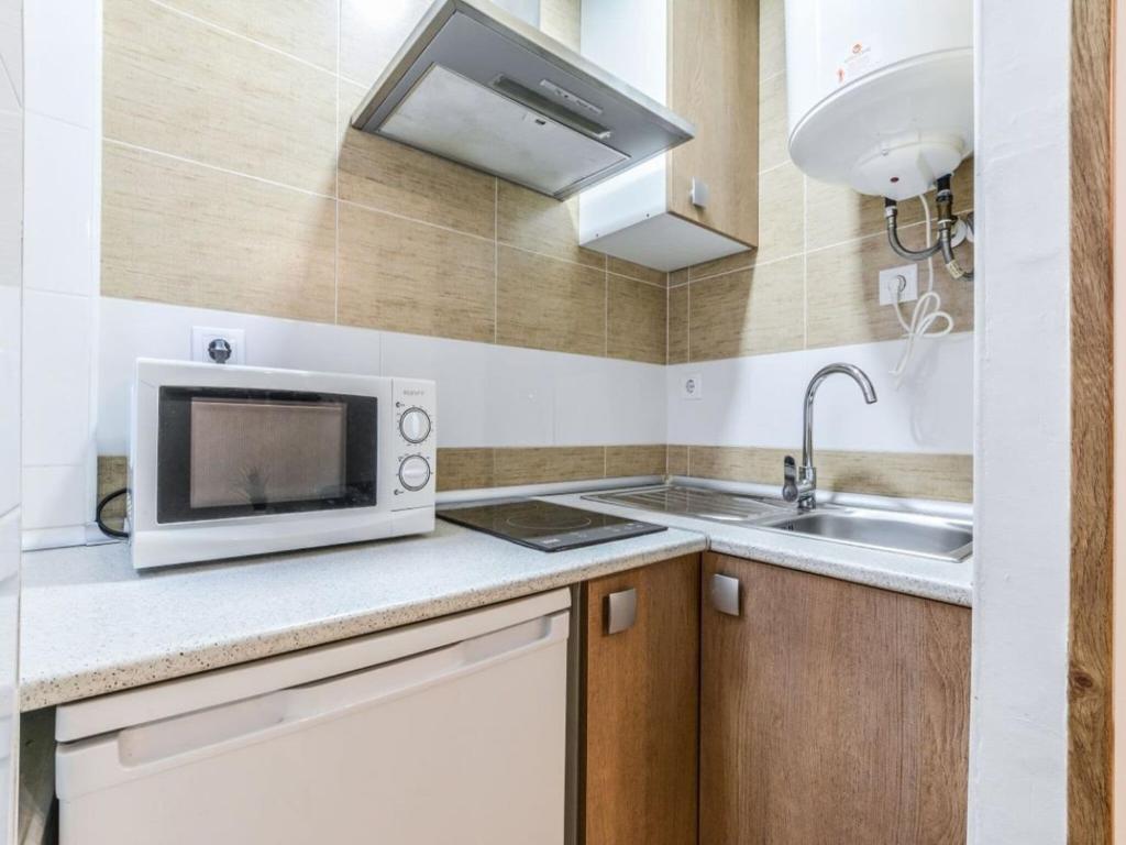 Apartment near Plaza de Espana, Madrid - 4