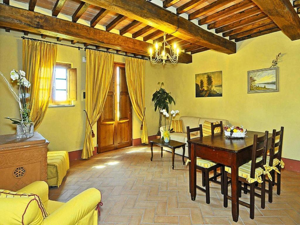 Estate in Monte Serra with Pool & Olive Views - 4