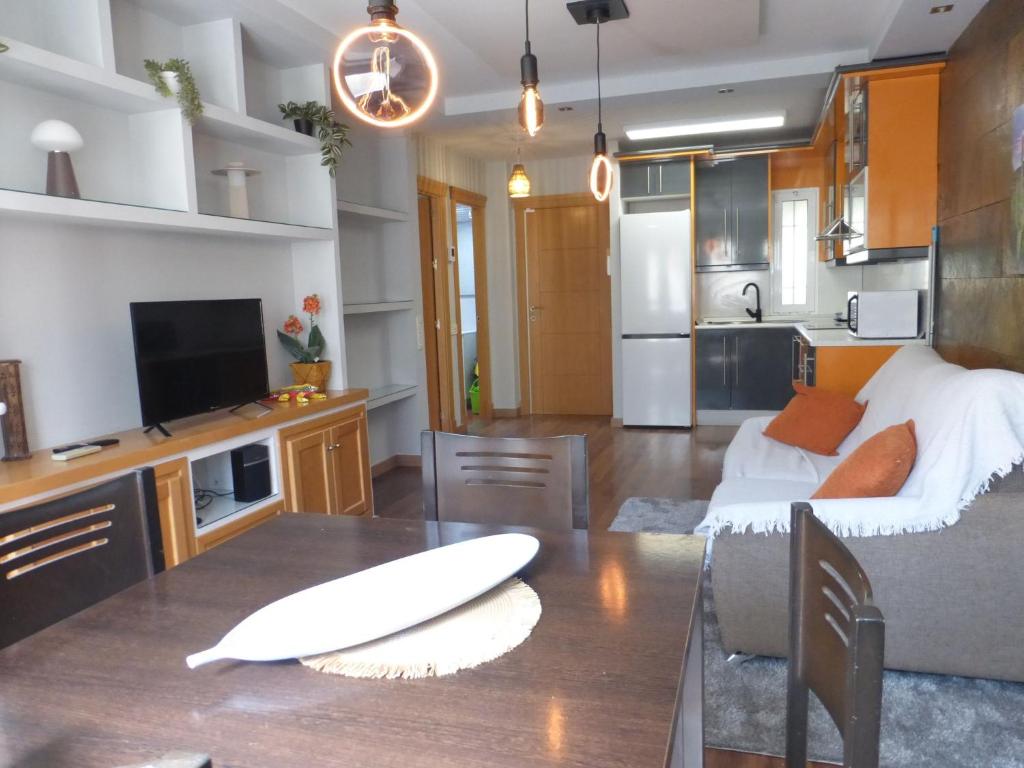 Charming 1-Bedroom Apartment near the beach in Roquetas de Mar, Spain - 5