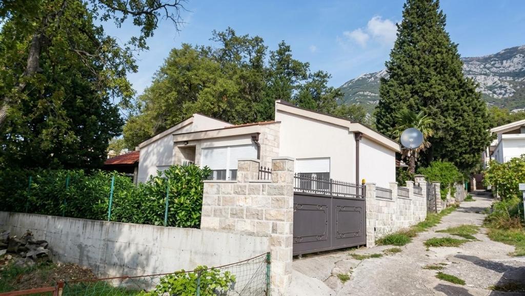 Andrija Home - 1