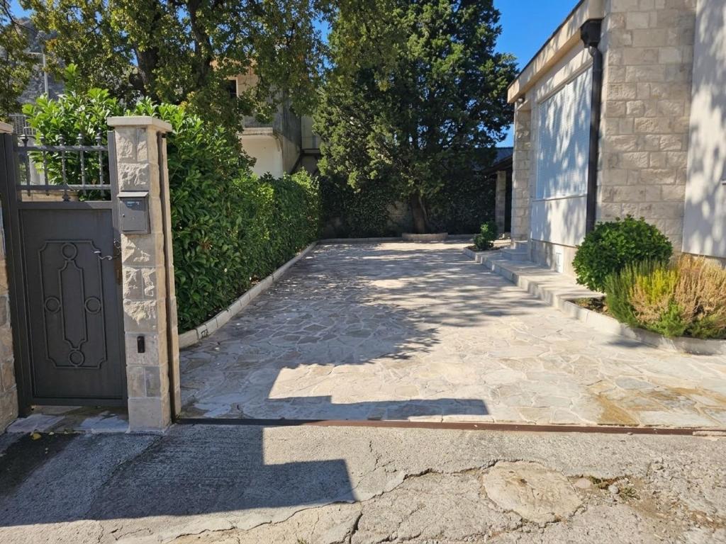 Andrija Home - 2