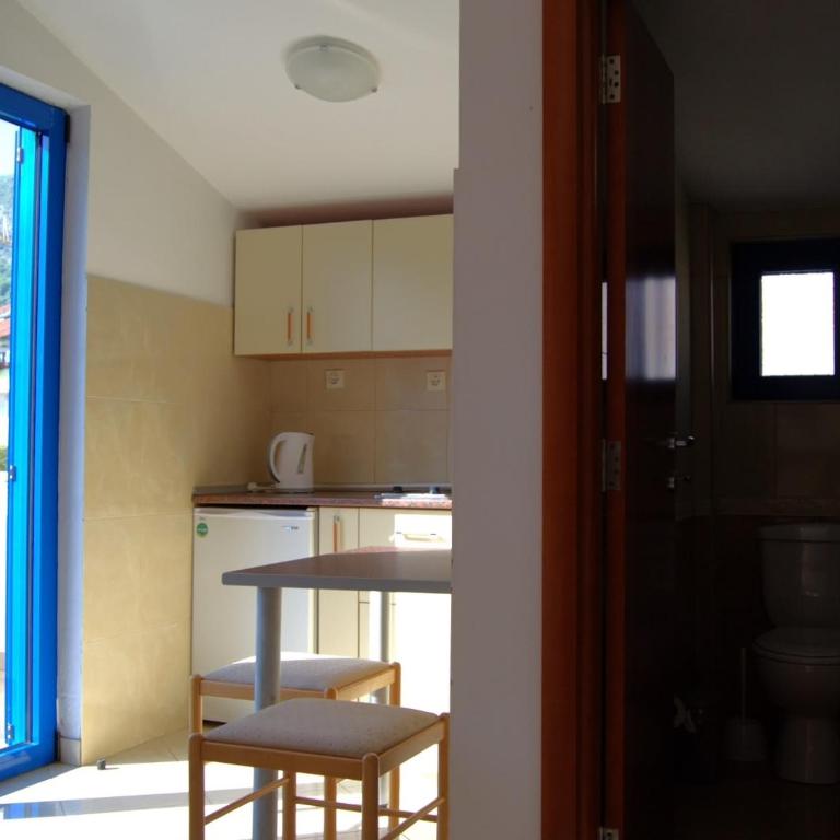 Glory Apartment - 4