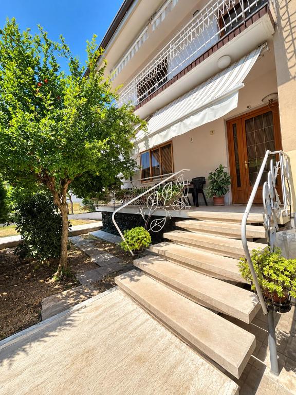 Venetian Style Apartments in Villa - 3