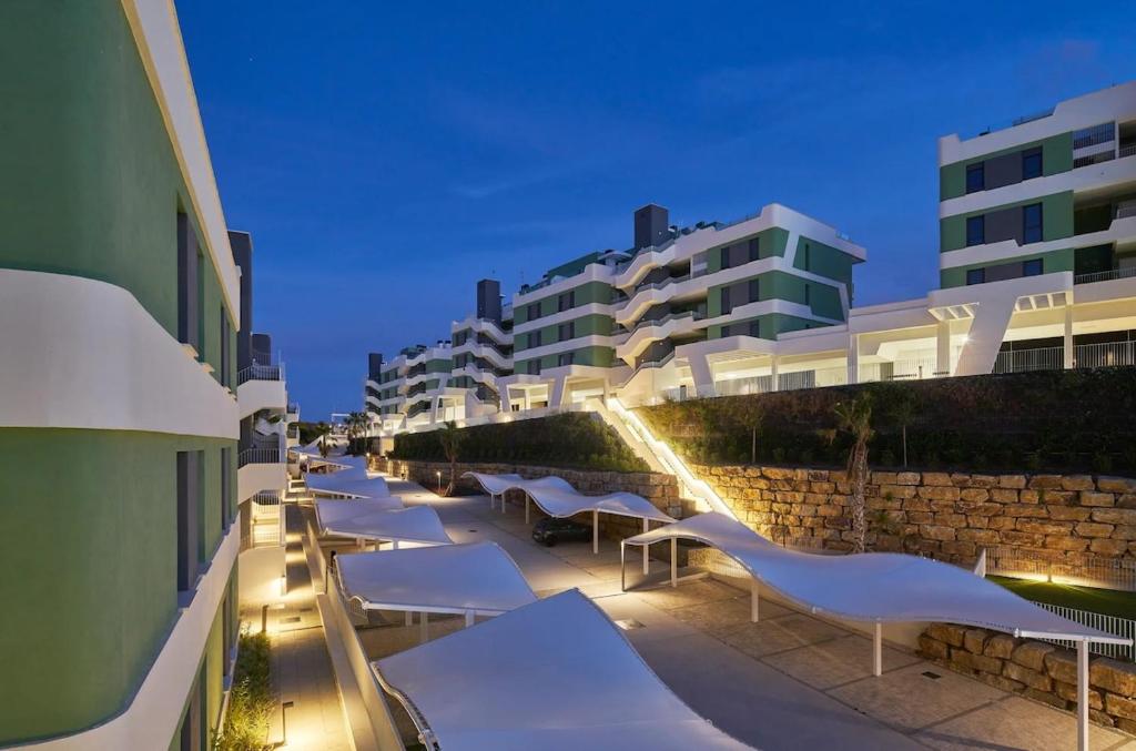 Bahia Golf-View Apartment with Private Garden, Pool & Sauna - 5
