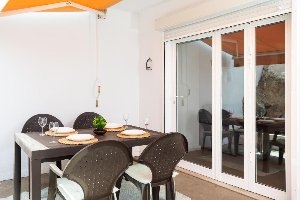 Home2Book Sea View Apartment with Terrace & Pool - 5