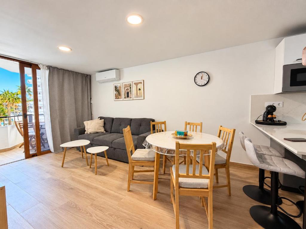 Top Location 3BR , 2BR, communal pool - 4