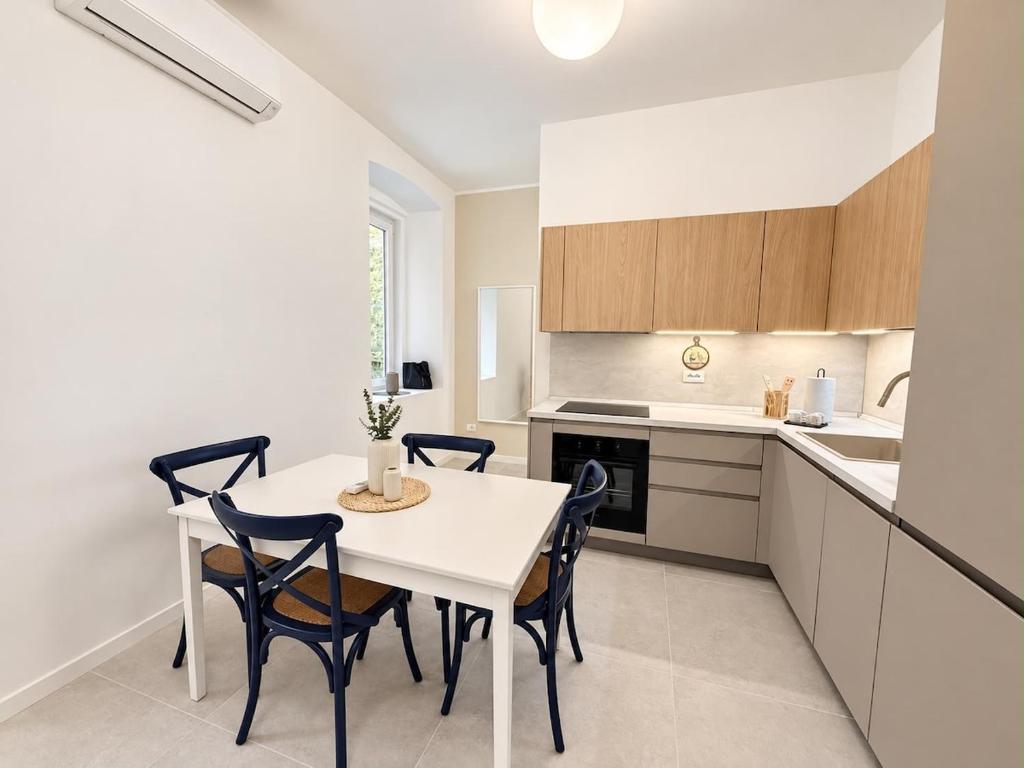 Stella Apartment Elegance in the heart of Trieste - 5