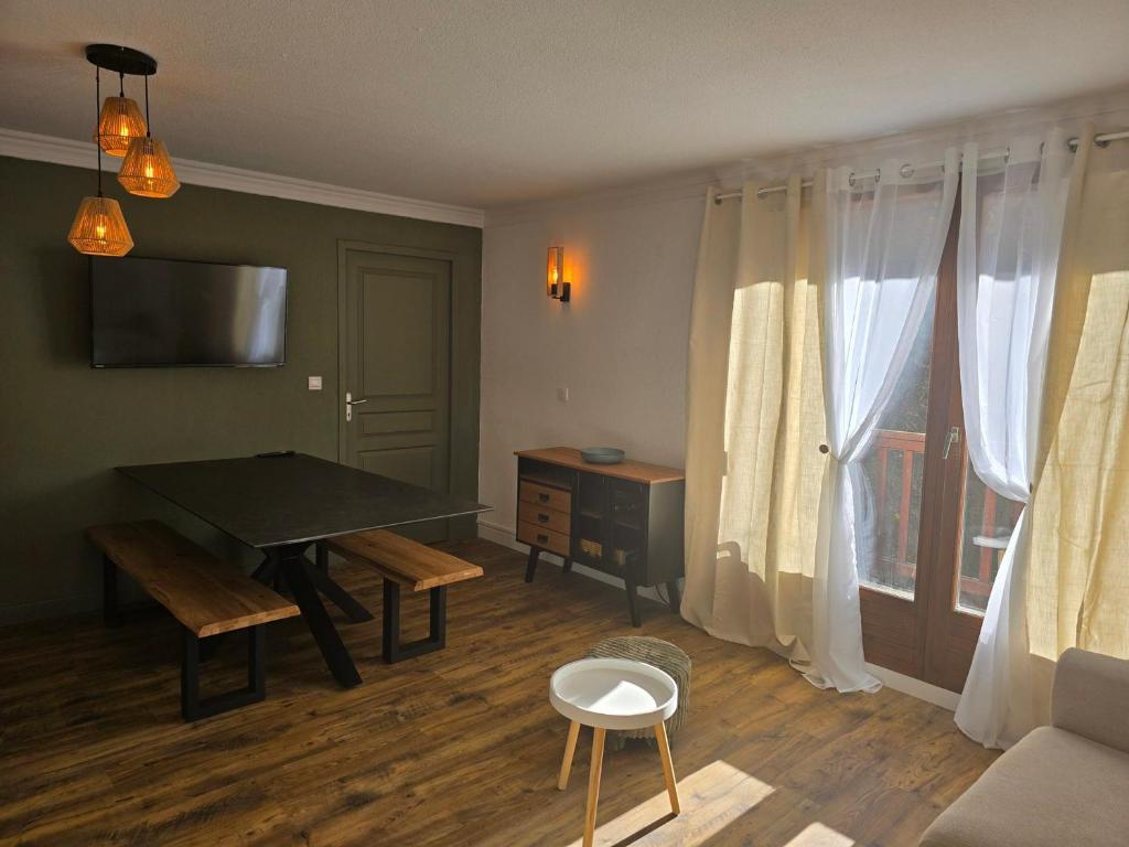3 pièces 6 pers, 2 chambres, balcon sud - 3